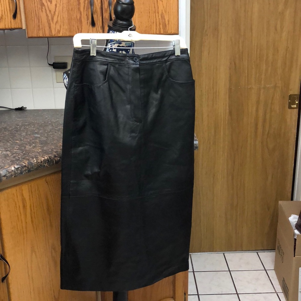 Newportnews Leather skirt